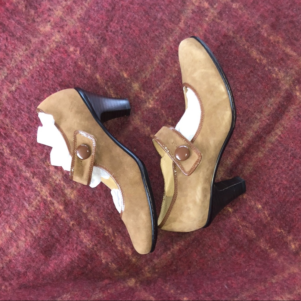Söfft Brown Suede Heel